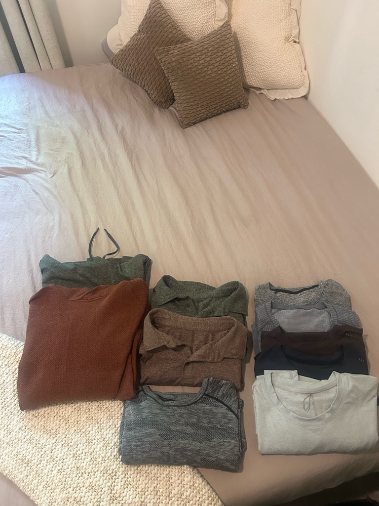 Lululemon Lot - 5 Ss, 1 Long Sleeve, 2 Collared Shirts, And 2 Sweatshirts